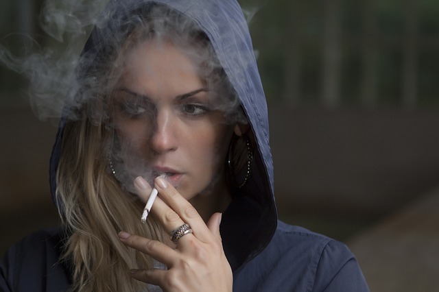 Efektivní způsob, jak kouřit zdravěji Efektivní způsob, jak kouřit zdravěji